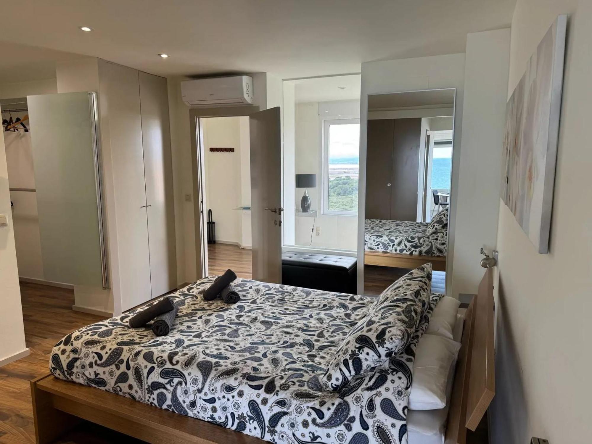 Spacious Apartment In Valencia With Sea View - 160 Sqm 外观 照片