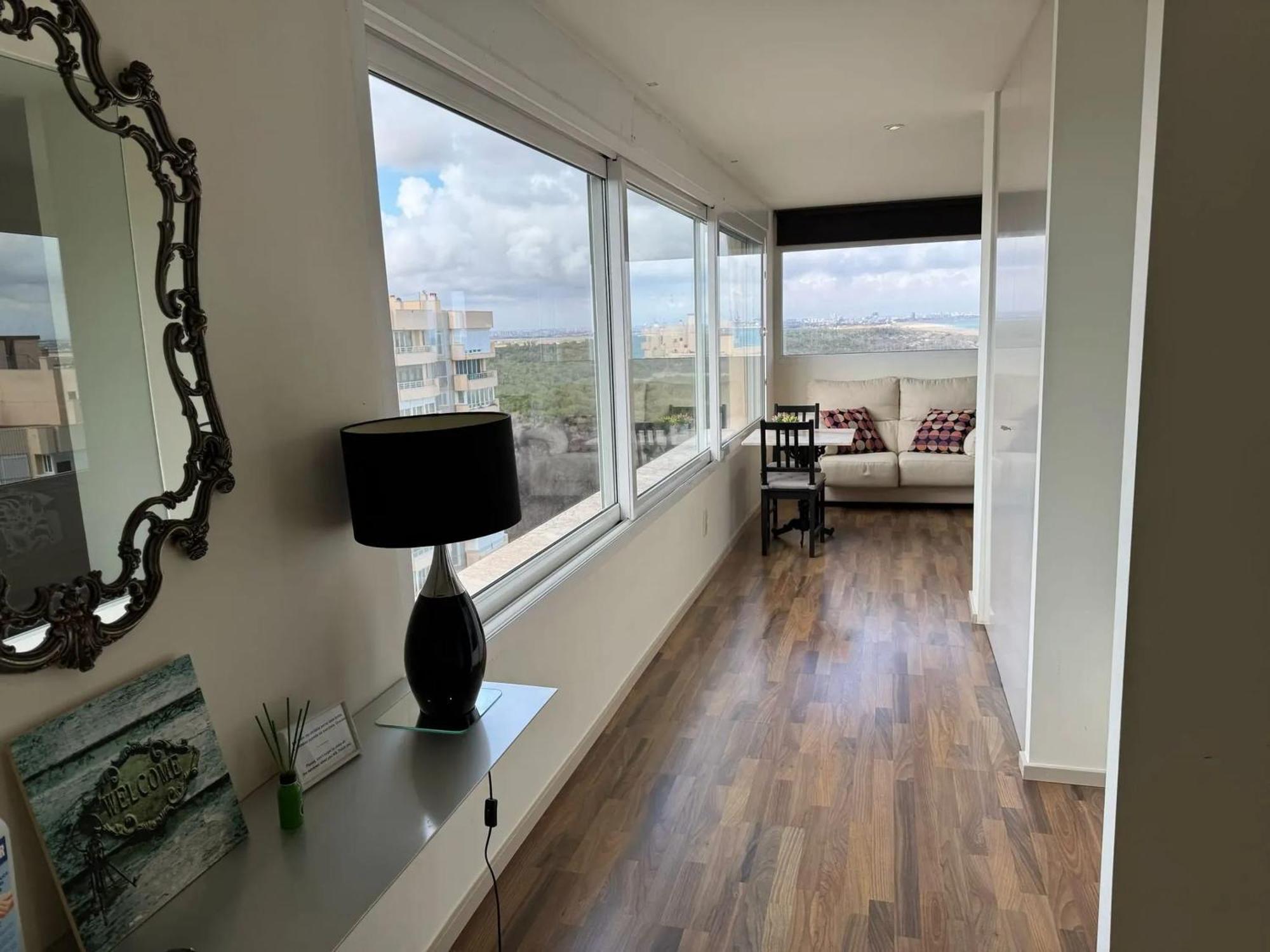 Spacious Apartment In Valencia With Sea View - 160 Sqm 外观 照片